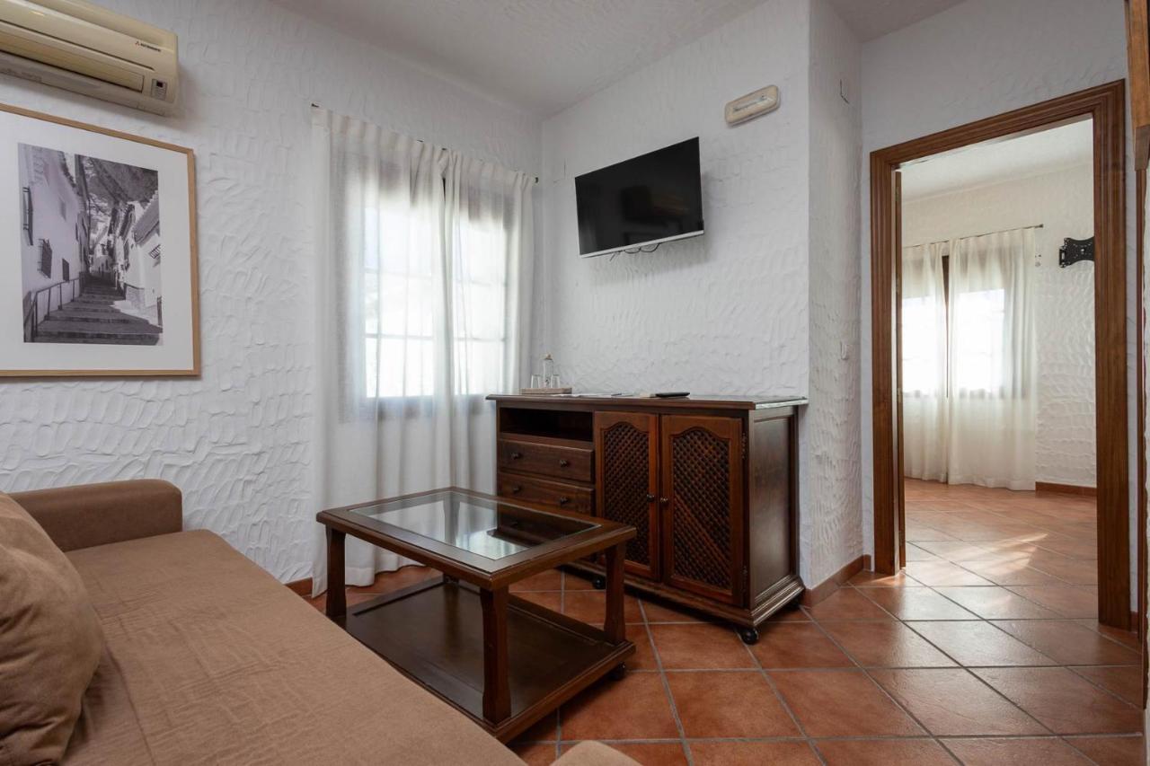 Tugasa Hotel Y Casas Rurales La Posada 비알루에나델로사리오 외부 사진